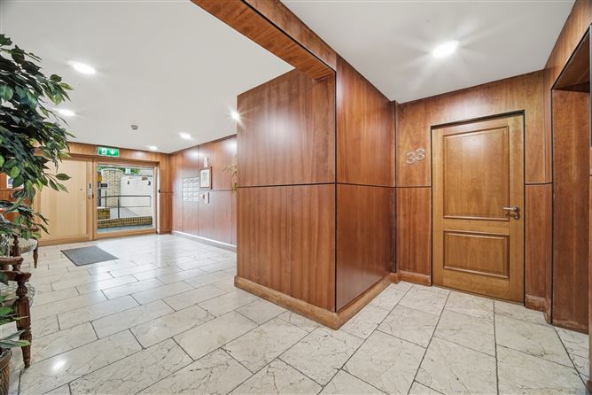 Apartment 33 Merrion Hall, Mount Merrion Avenue, Blackrock, Co. Dublin