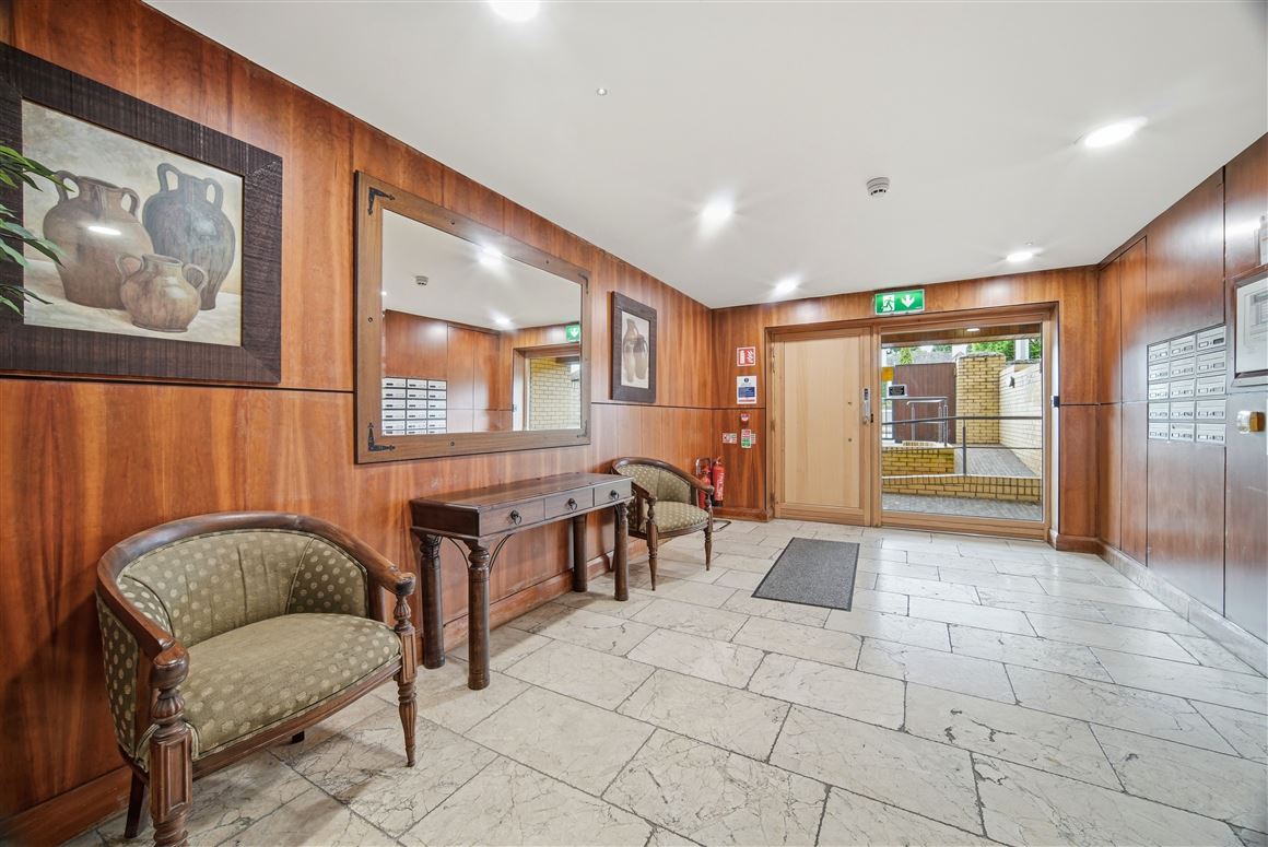Apartment 33 Merrion Hall, Mount Merrion Avenue, Blackrock, Co. Dublin