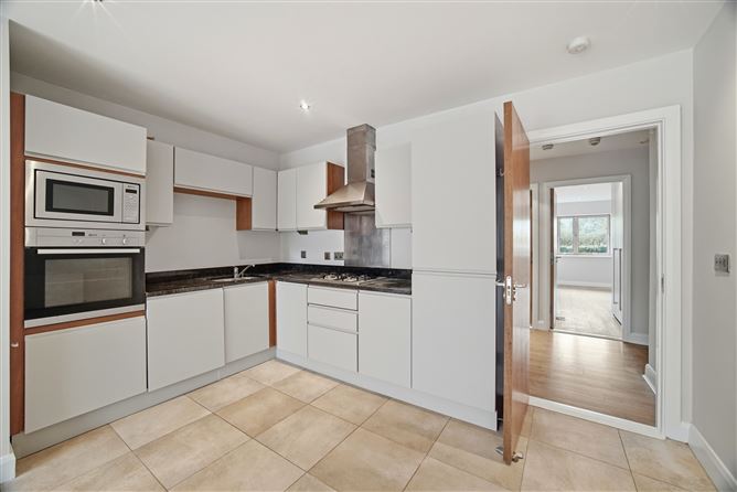 Apartment 33 Merrion Hall, Mount Merrion Avenue, Blackrock, Co. Dublin