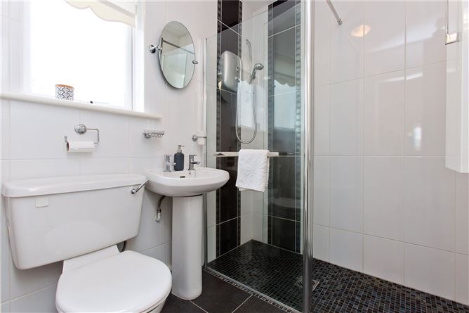 5 Earlsfort Lane, Lucan, Co. Dublin