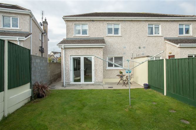 Marine Crescent, Blackrock Cove, Blackrock, Louth