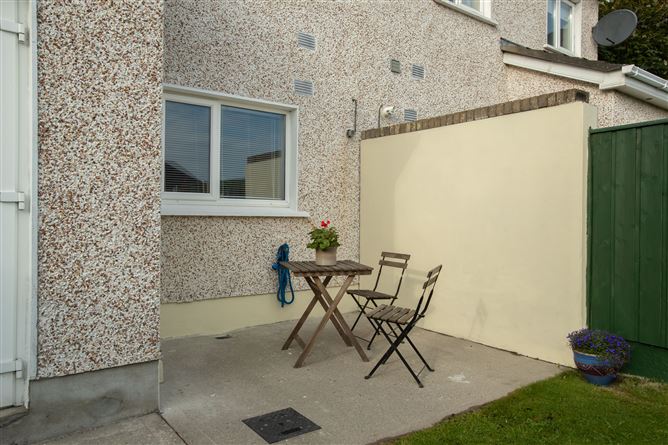 Marine Crescent, Blackrock Cove, Blackrock, Louth
