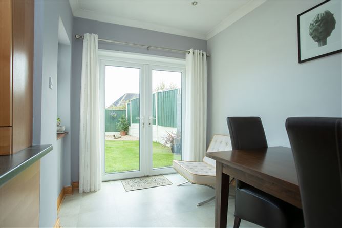 Marine Crescent, Blackrock Cove, Blackrock, Louth