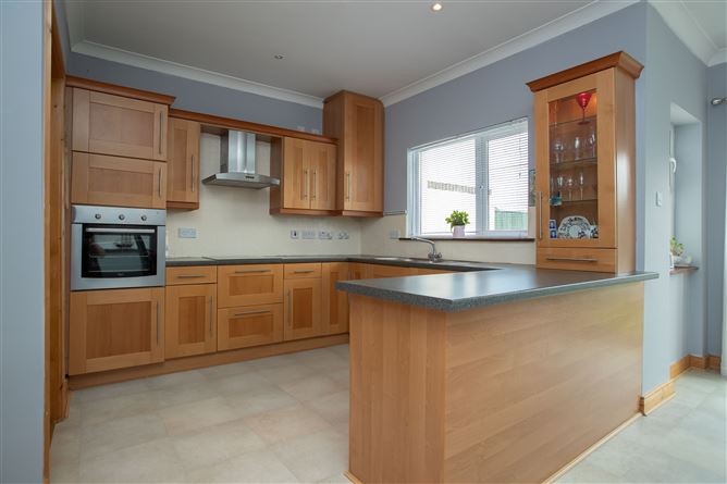 Marine Crescent, Blackrock Cove, Blackrock, Louth