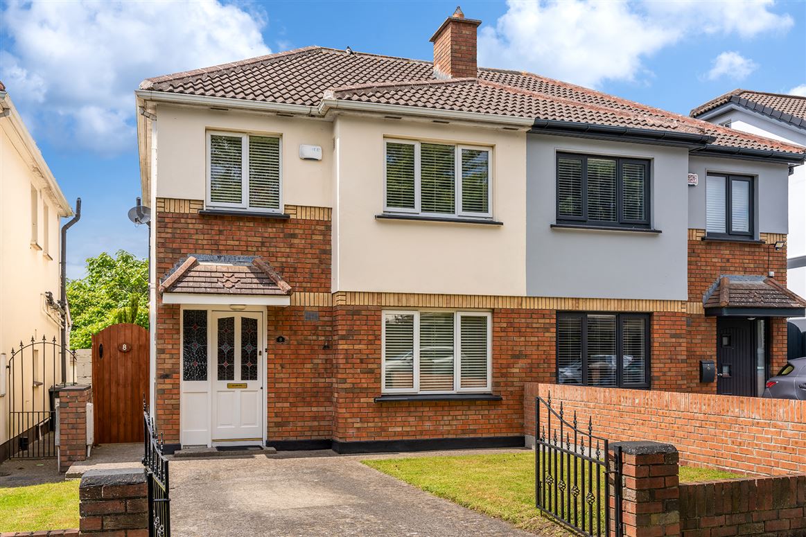 8 Liffey Way, Lucan, Dublin