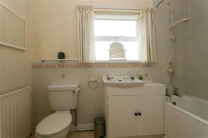 9 Eden Park Drive, Goatstown, Dublin 14