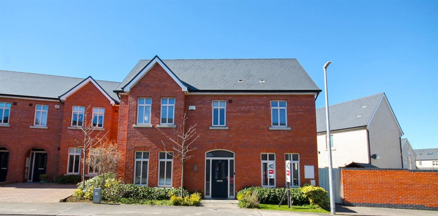 4 The Close, Citywest Village, Citywest, Dublin 24