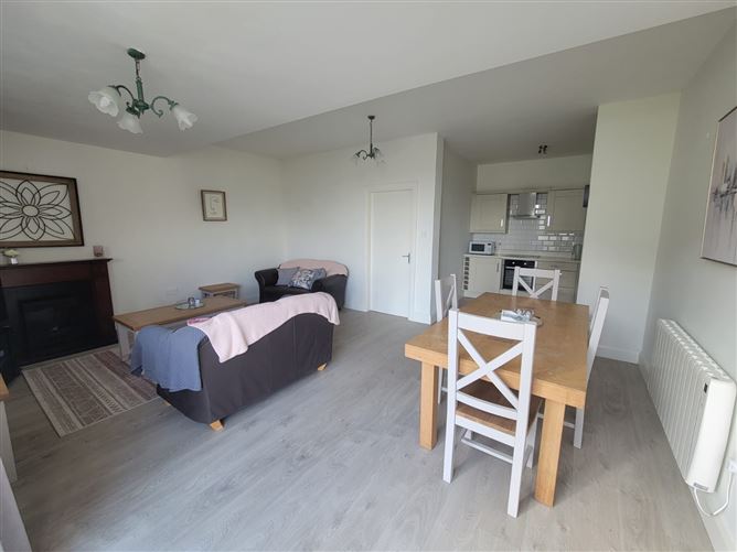 Apartment 409 Kilkee Bay Apartments, Kilkee, Clare