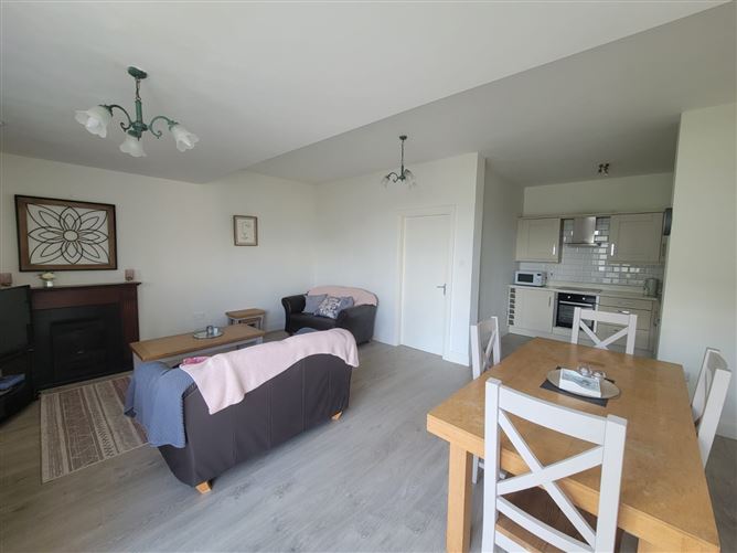 Apartment 409 Kilkee Bay Apartments, Kilkee, Clare