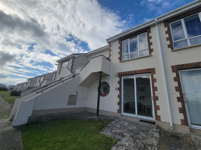 Apartment 409 Kilkee Bay Apartments, Kilkee, Clare