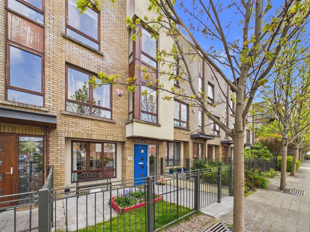 38 Adamstown Park, Adamstown Castle, Lucan, Dublin