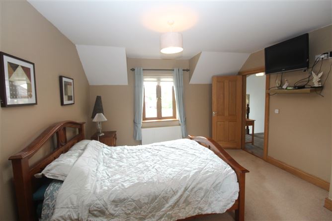 Photo 31 of 60 — 2 Glasheen Park, Drumlish, Longford
