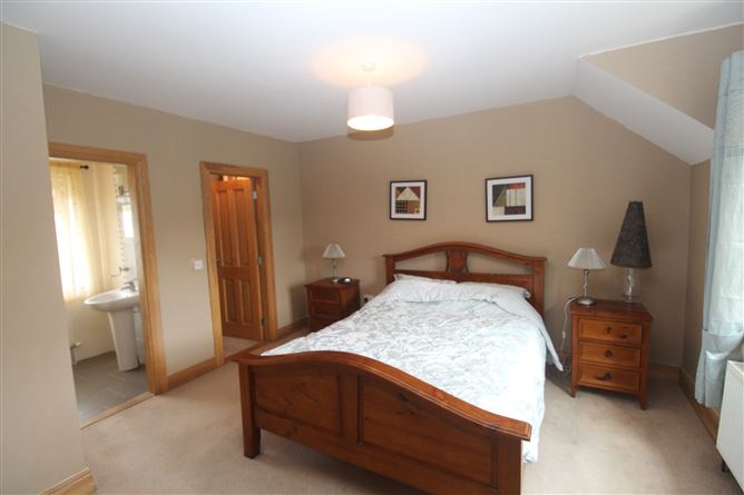 Photo 28 of 60 — 2 Glasheen Park, Drumlish, Longford