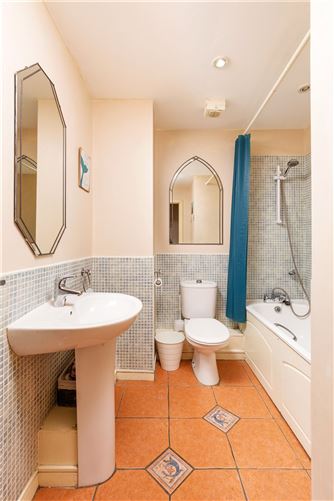141 Temple Gardens, Northwood, Santry, Dublin 9