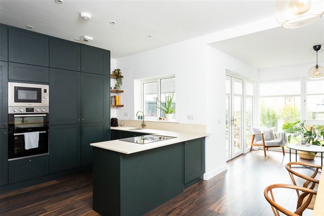 12 Blackrock Crescent, Eden, Blackrock, Cork