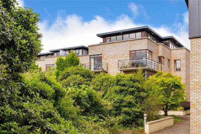 320 Mother Teresa House, Loreto Abbey, Rathfarnham, Dublin 14