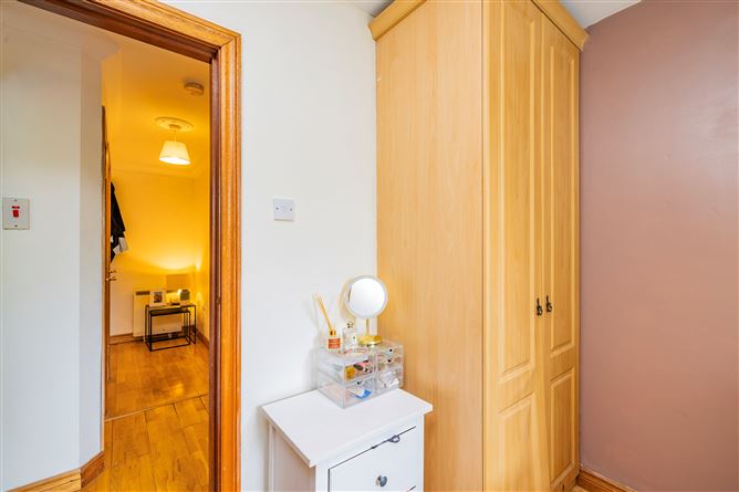 Apt 8 Clonliffe Square, Distillery Road, Drumcondra, Dublin 3