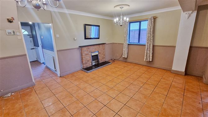 32 Raheen Park, Ballyfermot,   Dublin 10