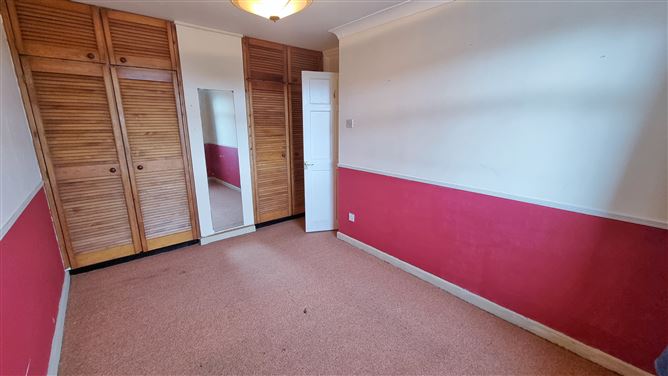 32 Raheen Park, Ballyfermot,   Dublin 10