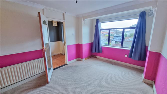 32 Raheen Park, Ballyfermot,   Dublin 10