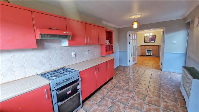 32 Raheen Park, Ballyfermot,   Dublin 10