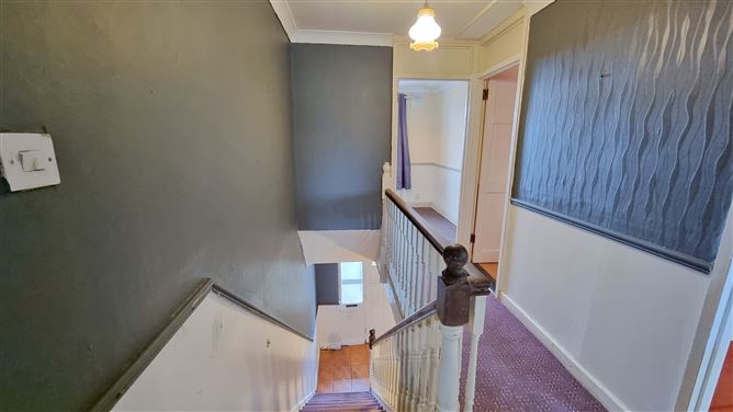 32 Raheen Park, Ballyfermot,   Dublin 10