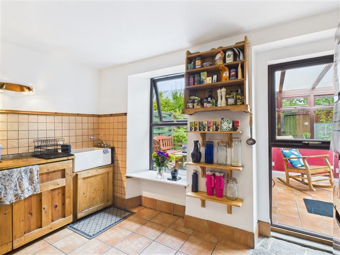 3 Talbot Place, Tramore, Waterford