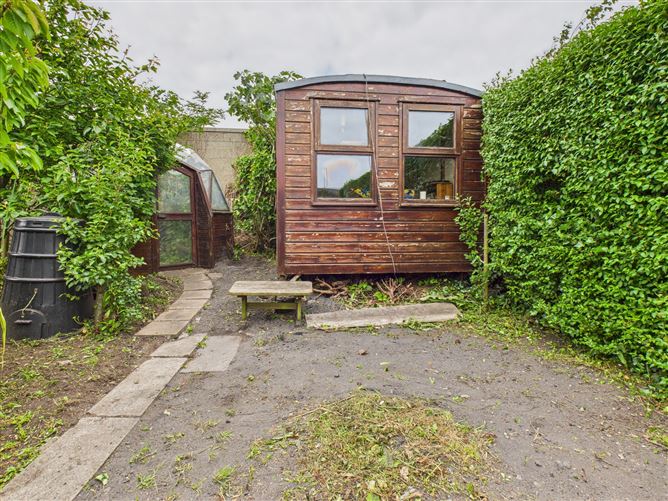 3 Talbot Place, Tramore, Waterford