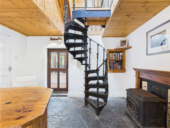 3 Talbot Place, Tramore, Waterford