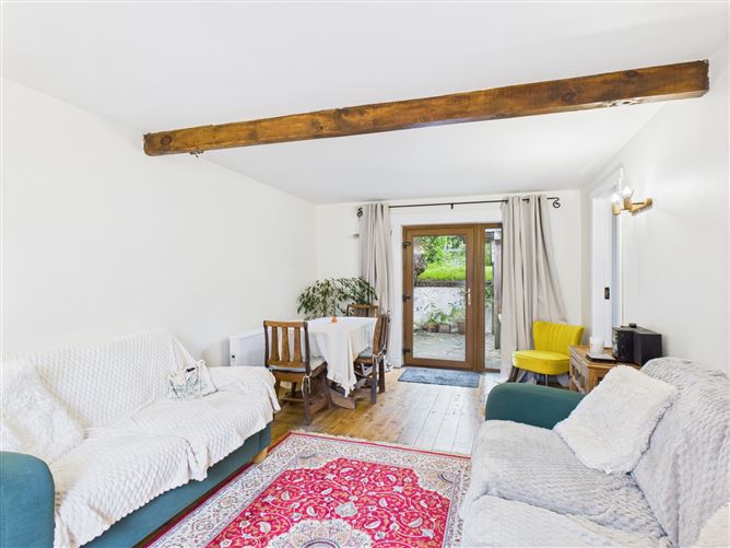 3 Talbot Place, Tramore, Waterford