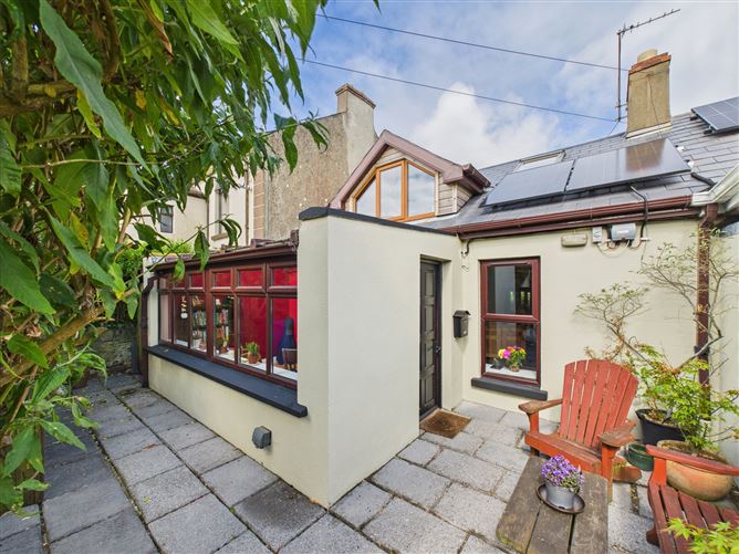 3 Talbot Place, Tramore, Waterford