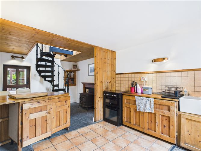 3 Talbot Place, Tramore, Waterford