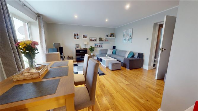 15 Seascape, Trinity Street, Wexford Town
