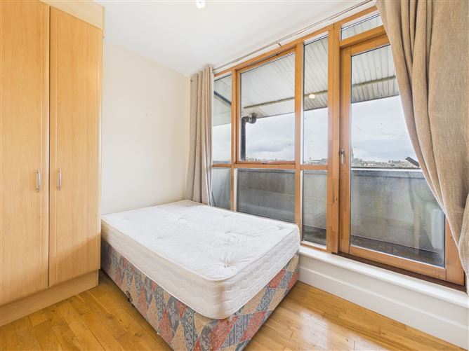 Apartment 37, Crescent Court, Father Griffin Road, Galway, Co. Galway