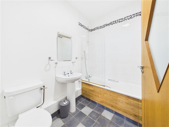 Apartment 37, Crescent Court, Father Griffin Road, Galway, Co. Galway