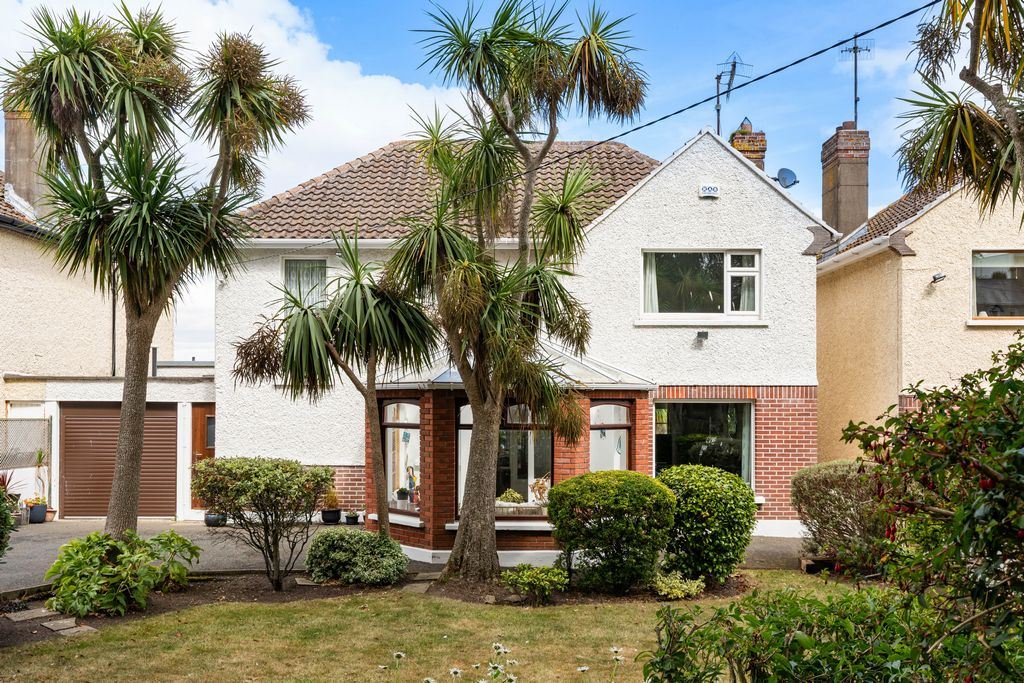 Photo 1 of 26 — Graystoke, Nashville Road, Howth, County Dublin