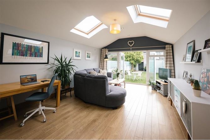 15 St Columba's Road, Greenhills, Dublin 12