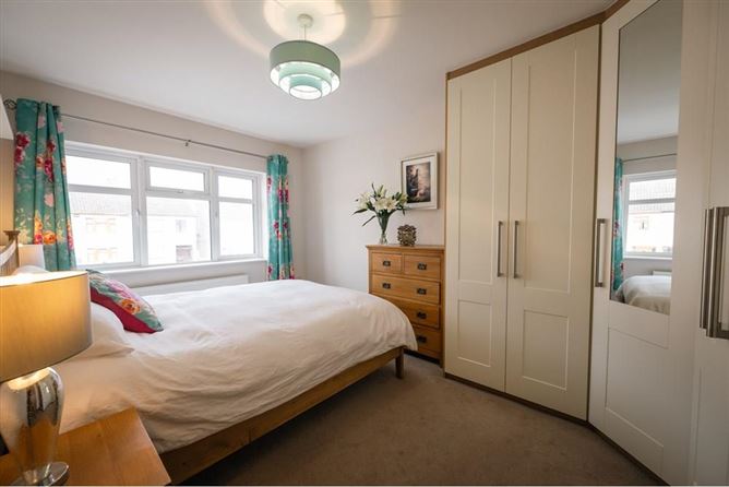 15 St Columba's Road, Greenhills, Dublin 12