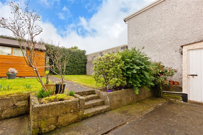 67 Shanowen Grove, Santry, Dublin 9