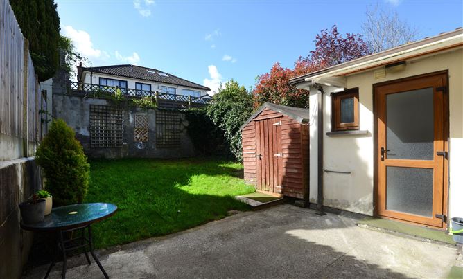8 Rye River Crescent, Leixlip, Kildare