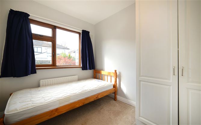 8 Rye River Crescent, Leixlip, Kildare