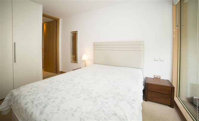 Apartment 32 Baltrasna House, Spencer Dock, IFSC, Dublin