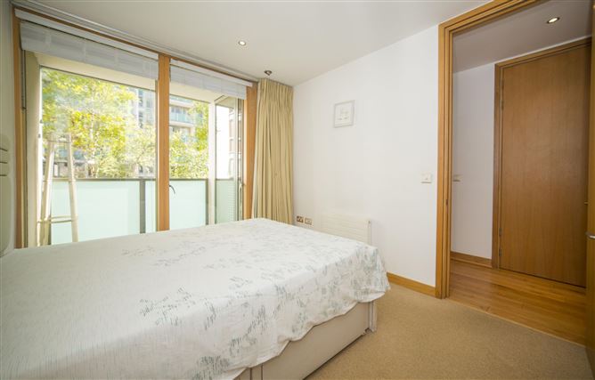 Apartment 32 Baltrasna House, Spencer Dock, IFSC, Dublin