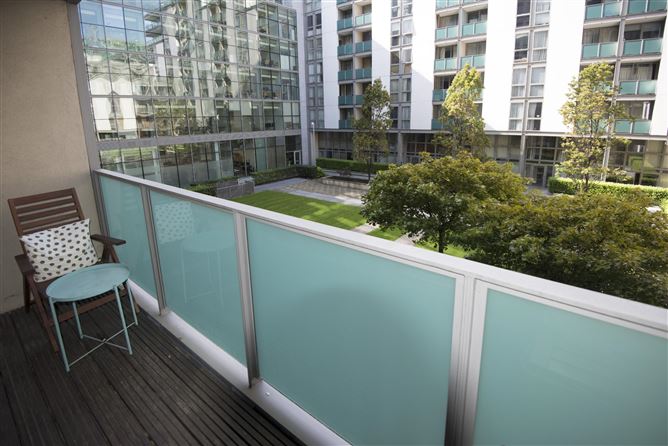 Apartment 32 Baltrasna House, Spencer Dock, IFSC, Dublin
