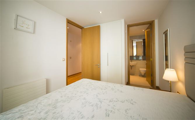 Apartment 32 Baltrasna House, Spencer Dock, IFSC, Dublin