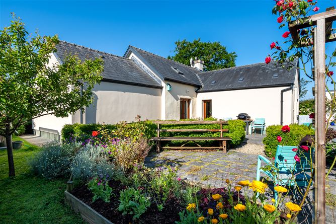 Sweetpea Cottage, Lismacrory, Ballingarry, Roscrea, Co. Tipperary