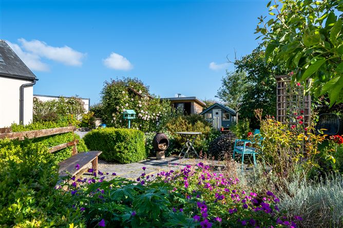 Sweetpea Cottage, Lismacrory, Ballingarry, Roscrea, Co. Tipperary