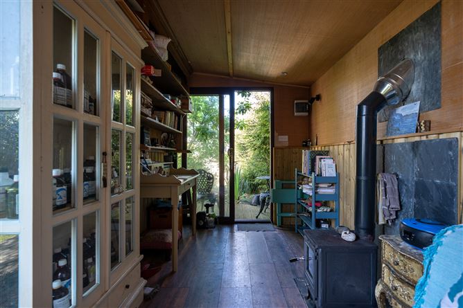 Sweetpea Cottage, Lismacrory, Ballingarry, Roscrea, Co. Tipperary