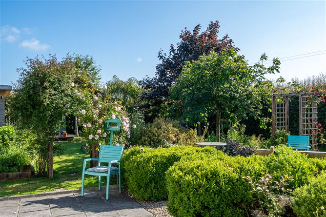 Sweetpea Cottage, Lismacrory, Ballingarry, Roscrea, Co. Tipperary