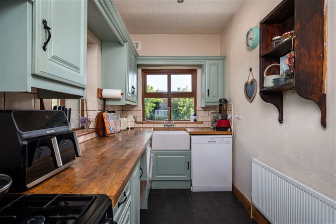 Sweetpea Cottage, Lismacrory, Ballingarry, Roscrea, Co. Tipperary